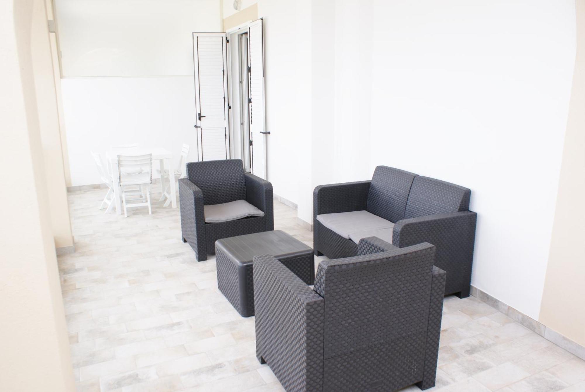 Aparthotel Bloom Tropea à Ciaramiti Extérieur photo